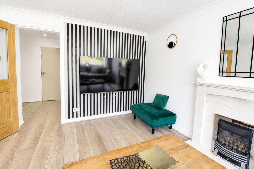 Property Image e78fb933-ce2d-457b-a774-45889208131f