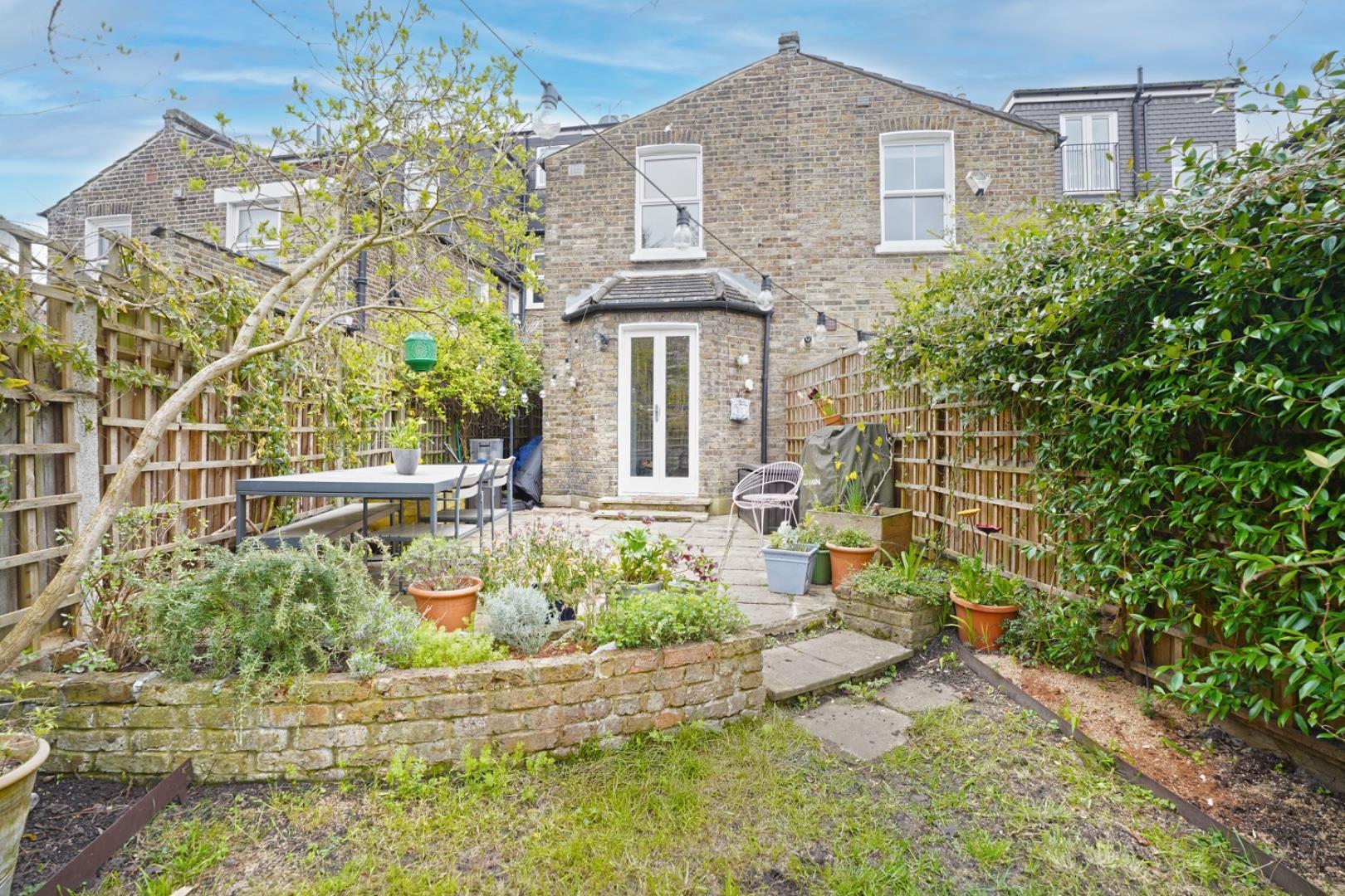 Property Image e79786ee-6f73-41fb-83b2-d46225d3083b