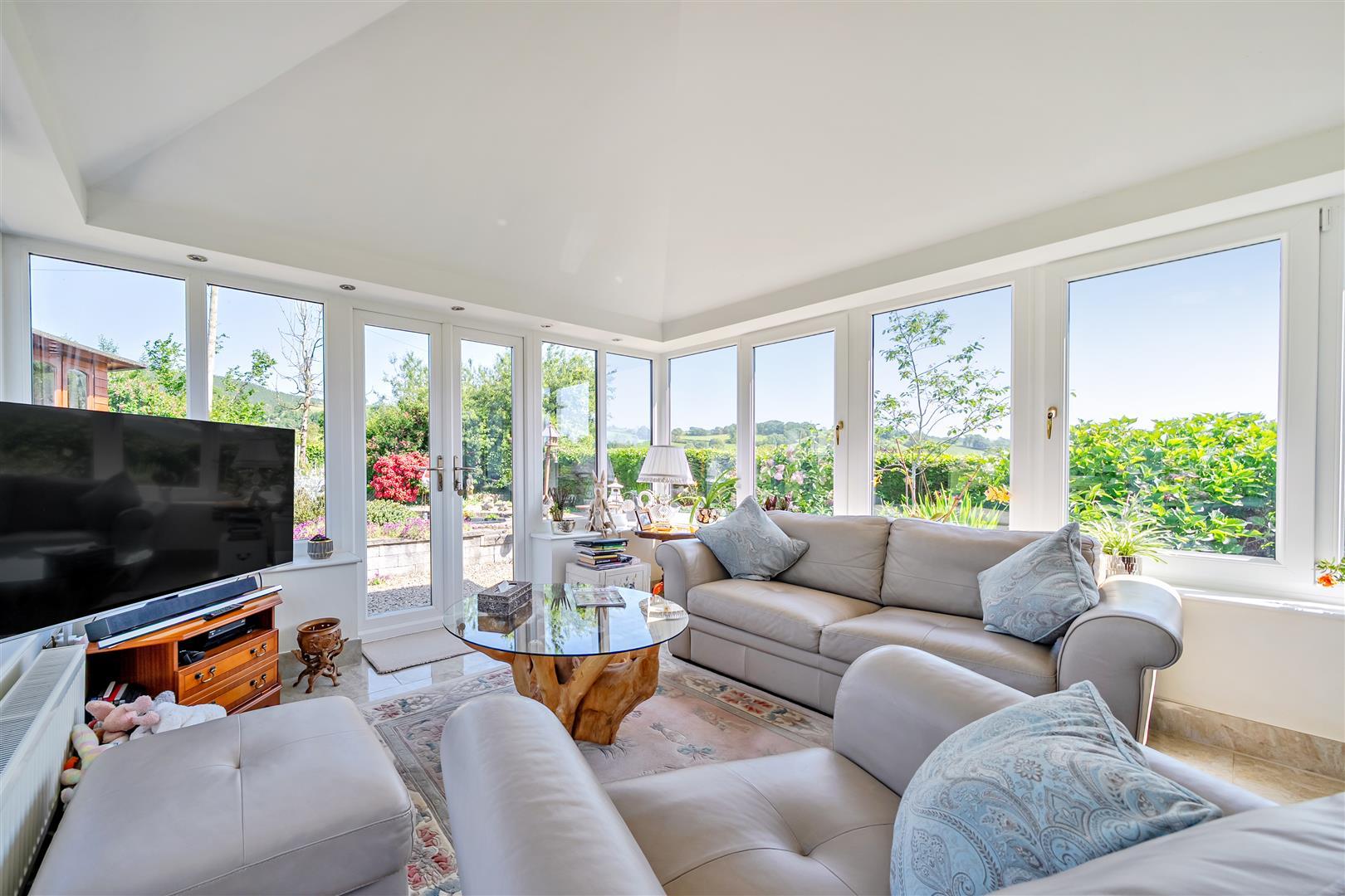 Property Image e79d6468-082e-43b7-ab10-f8642636c1b6