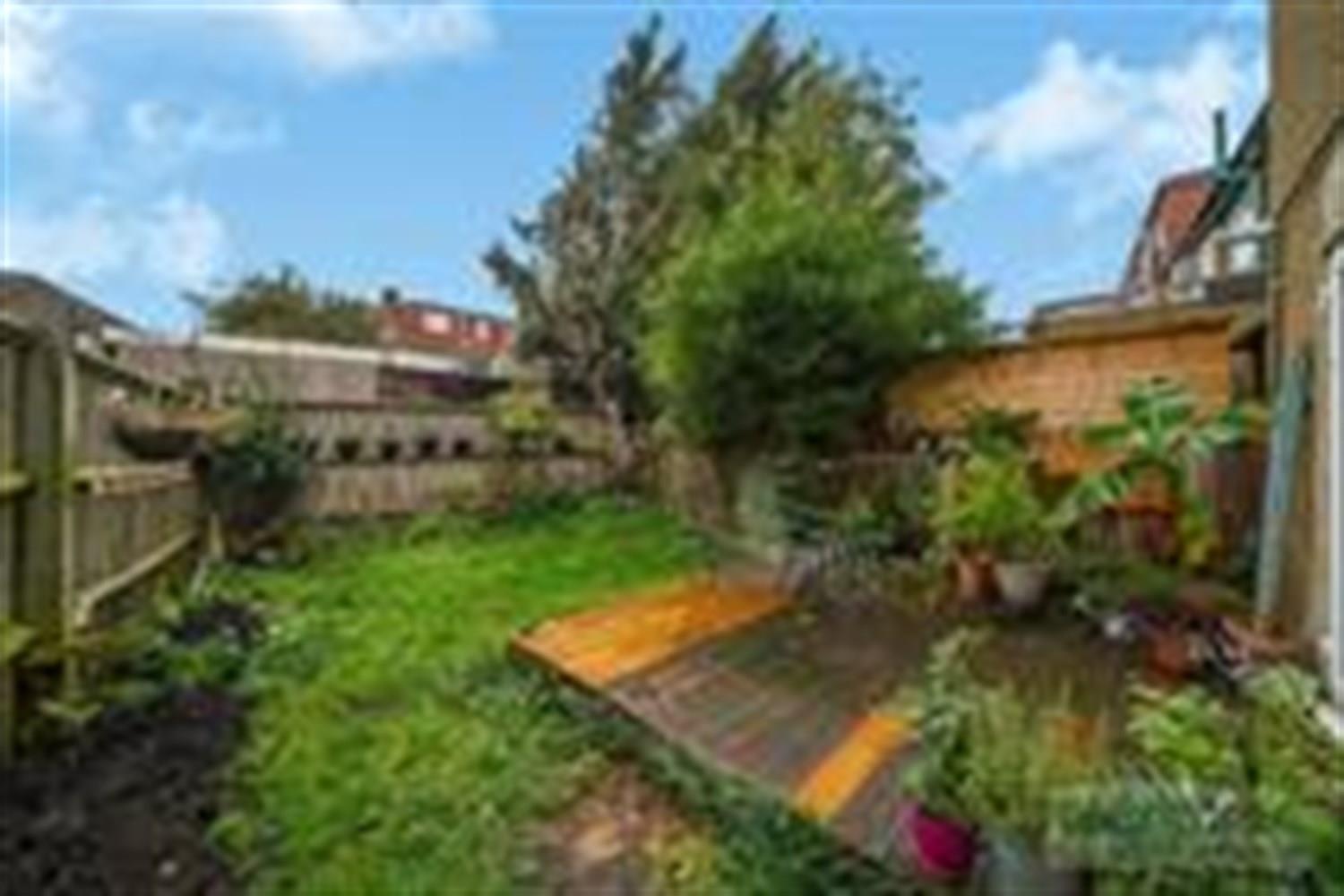 Property Image e7ab89d5-c140-45e1-965c-4bf0f6449dd3