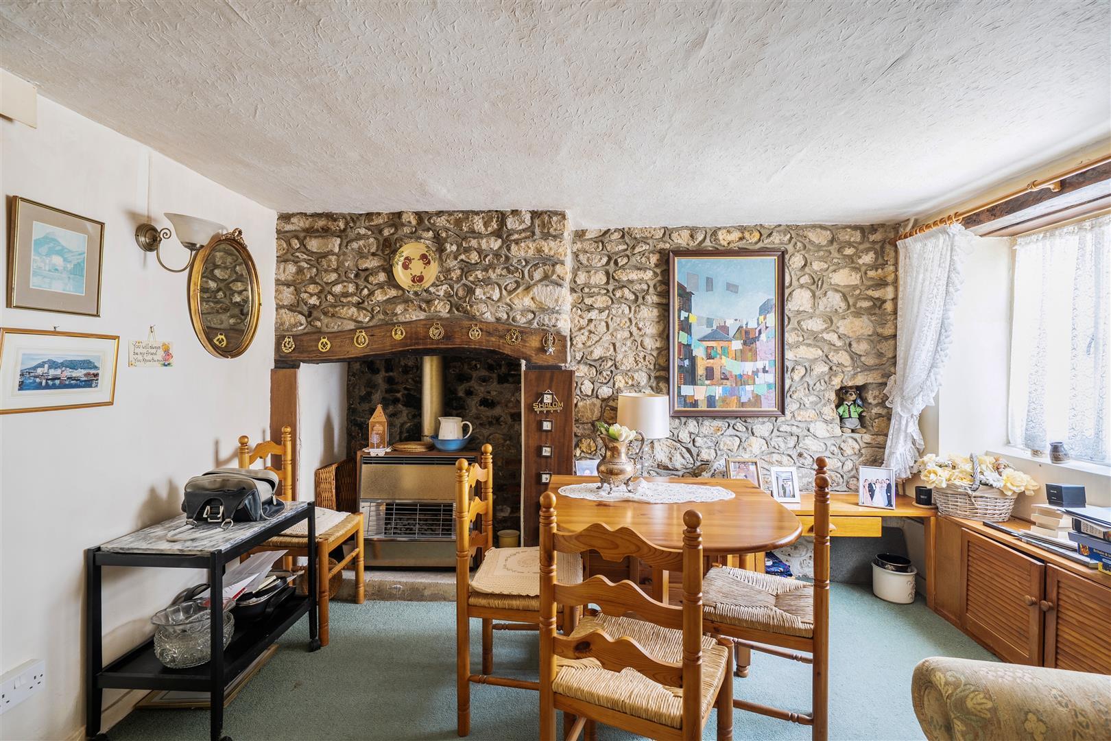 Property Image e7af7d31-7806-47b9-976c-3d7e688fb885