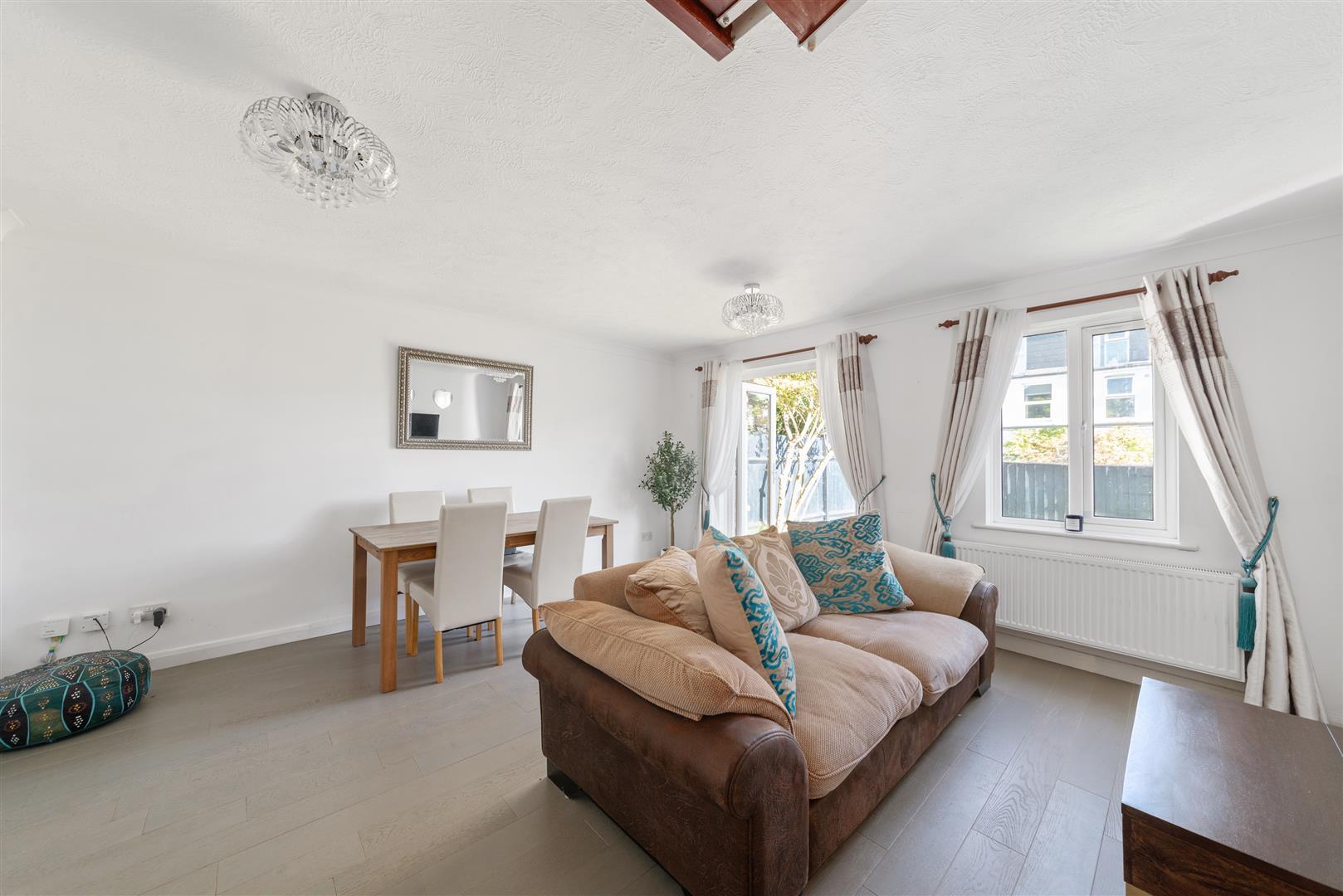 Property Image e7bab3c1-7803-4c92-ab04-0f465c4366df
