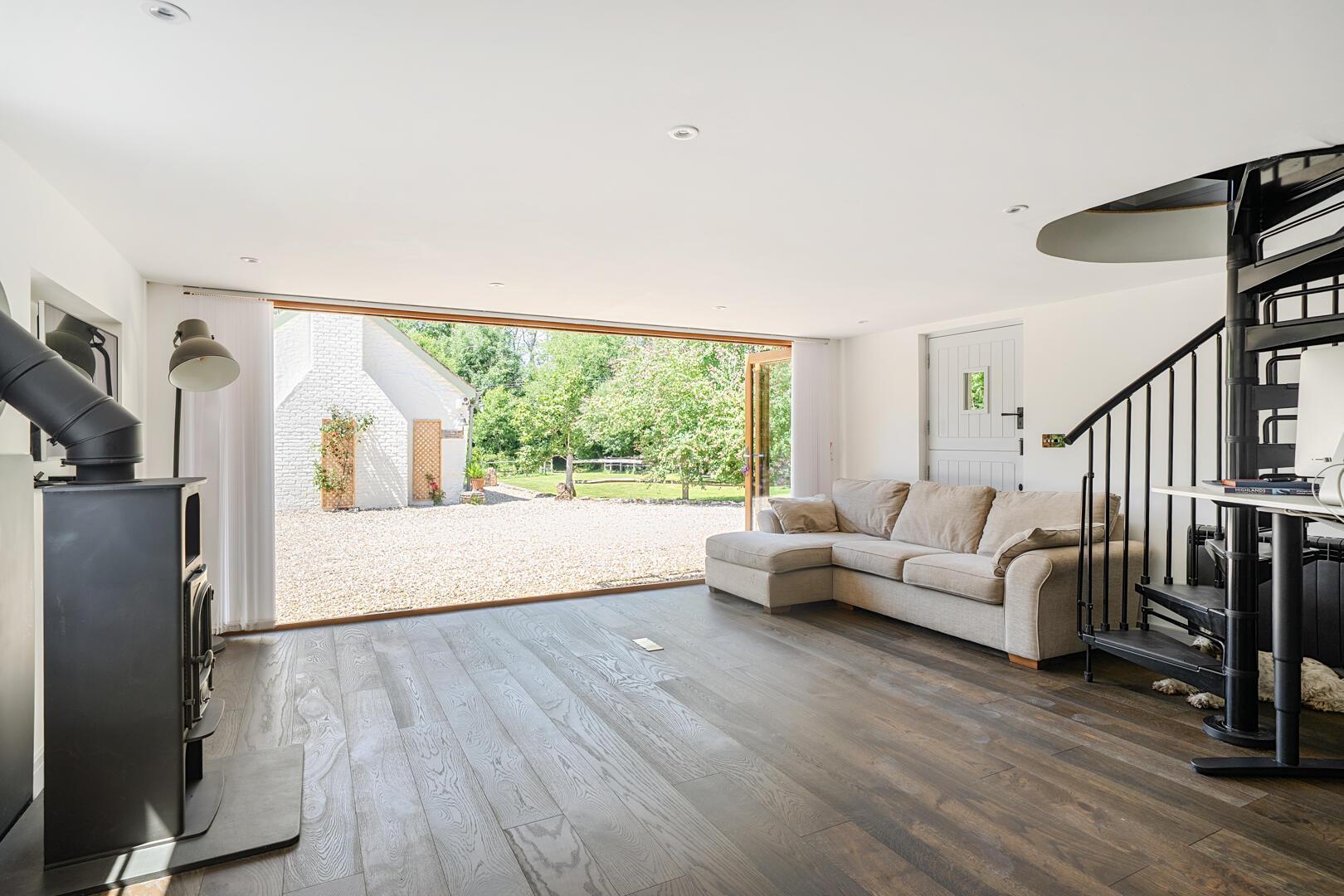 Property Image e7bfcc8e-3b4d-487f-8758-eb59842a5a44
