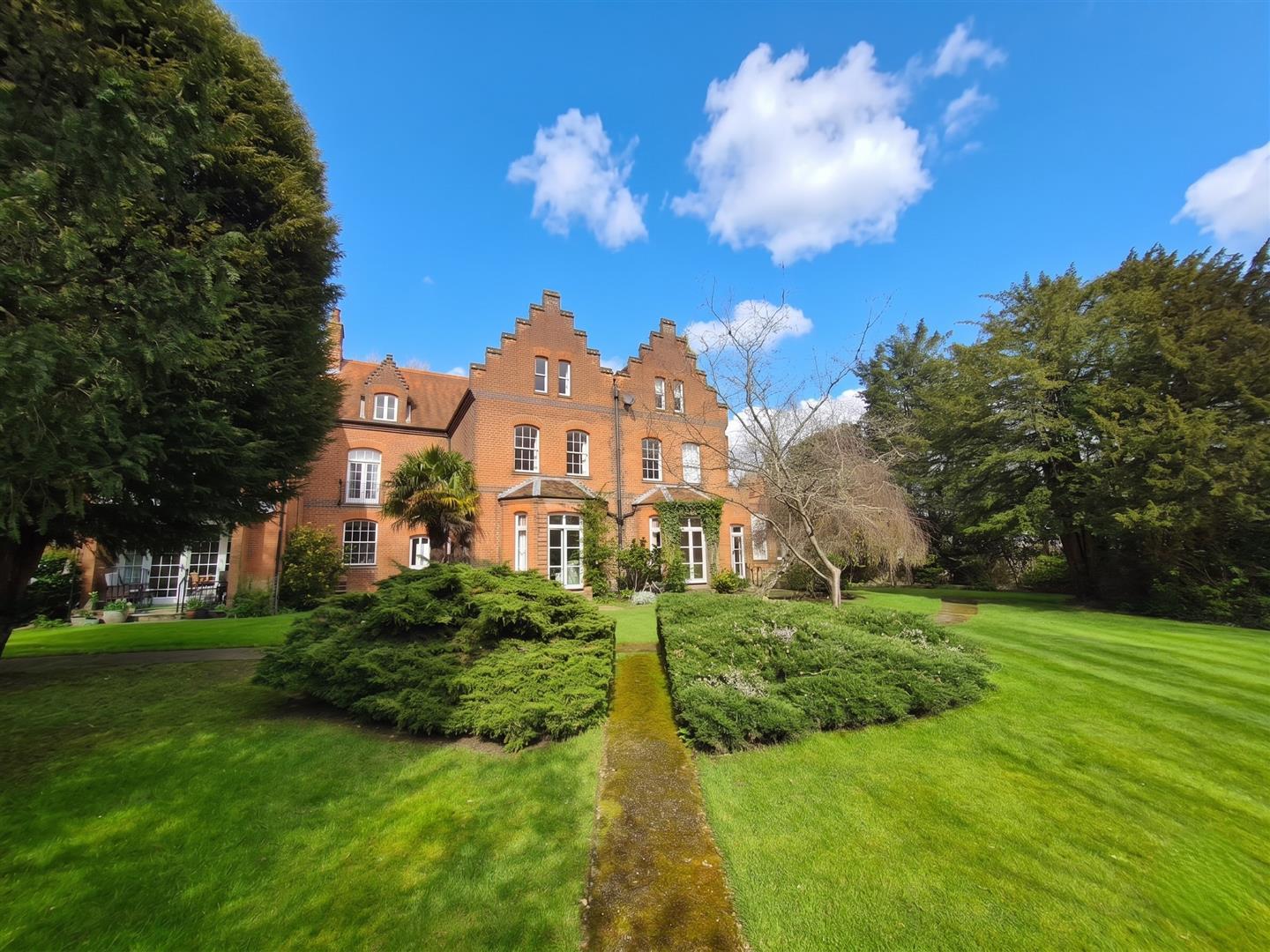 Property Image e7c1203d-3127-43b7-956d-1ed59e4df2cb