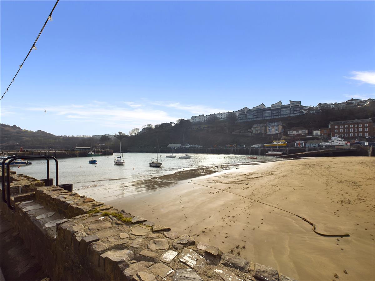 Property Image e7c984a8-955c-496f-829a-68e0dd0de6f3