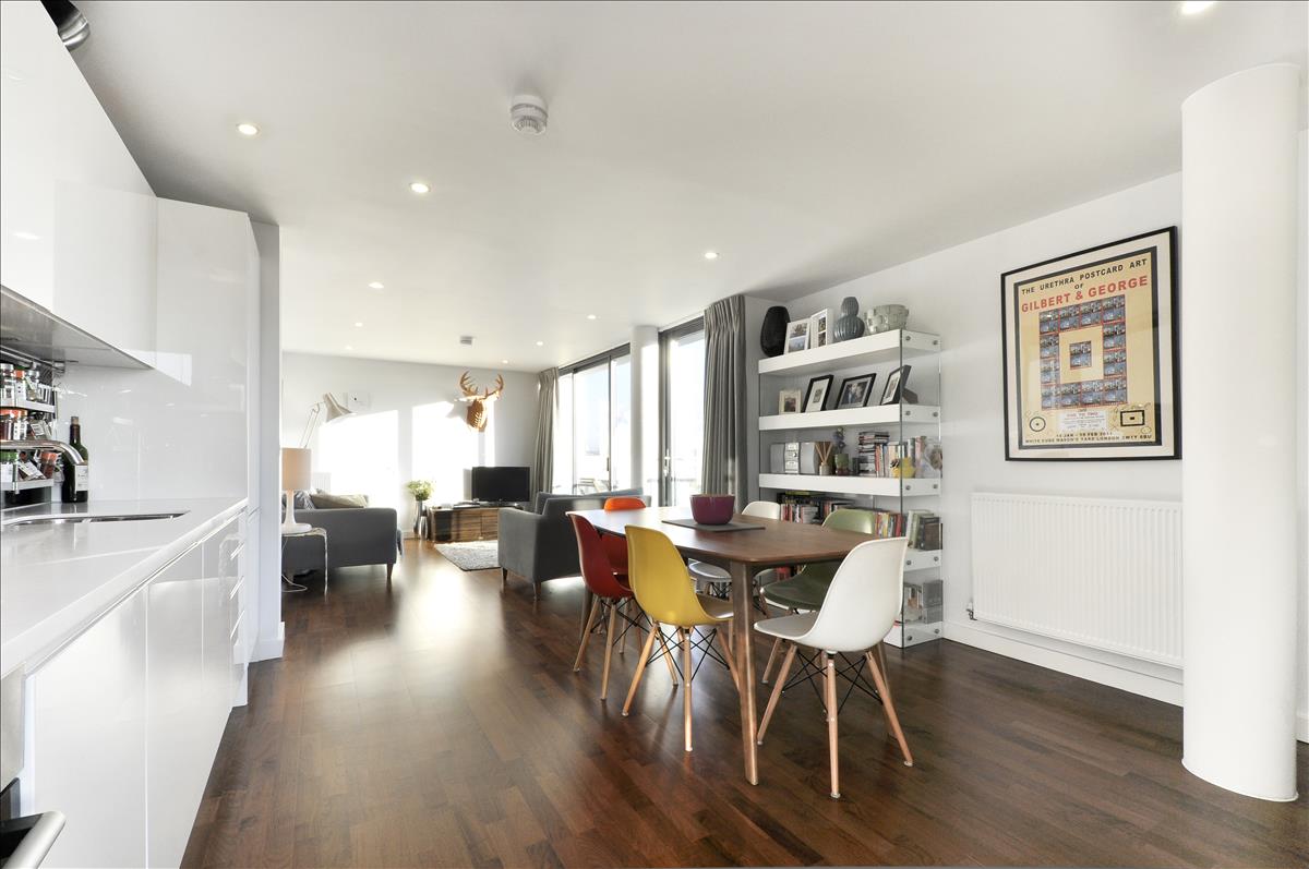 Property Image e7c9cb00-d69e-4fd9-910c-40a85d0be582
