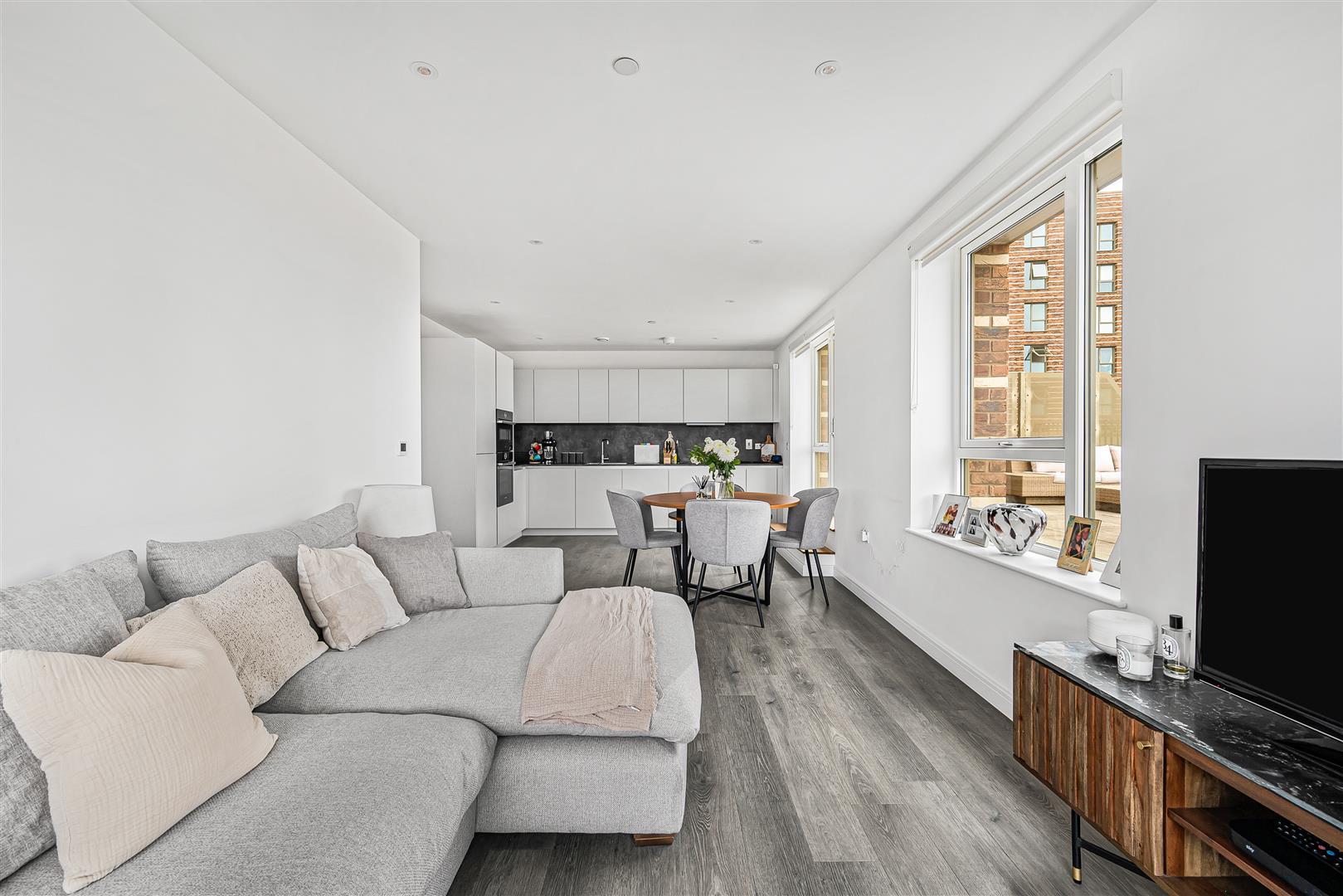 Property Image e7ca8d5f-56aa-4696-ab46-5c2c2e693b5c