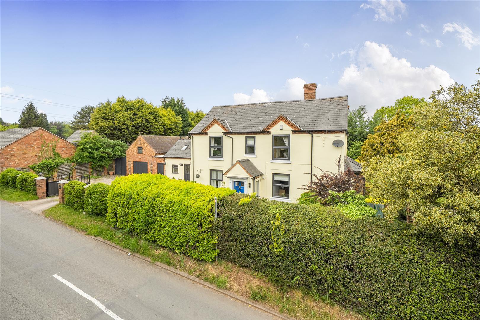 Property Image e7d56305-3bab-43fe-8bde-1bc1fcaf2f81