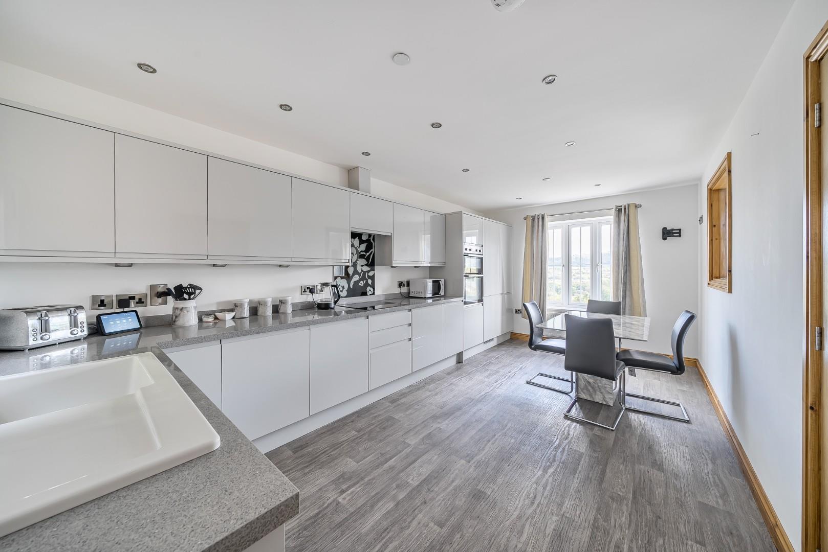 Property Image e7d9d21e-5a3b-4167-81e1-2a2ccec4874d