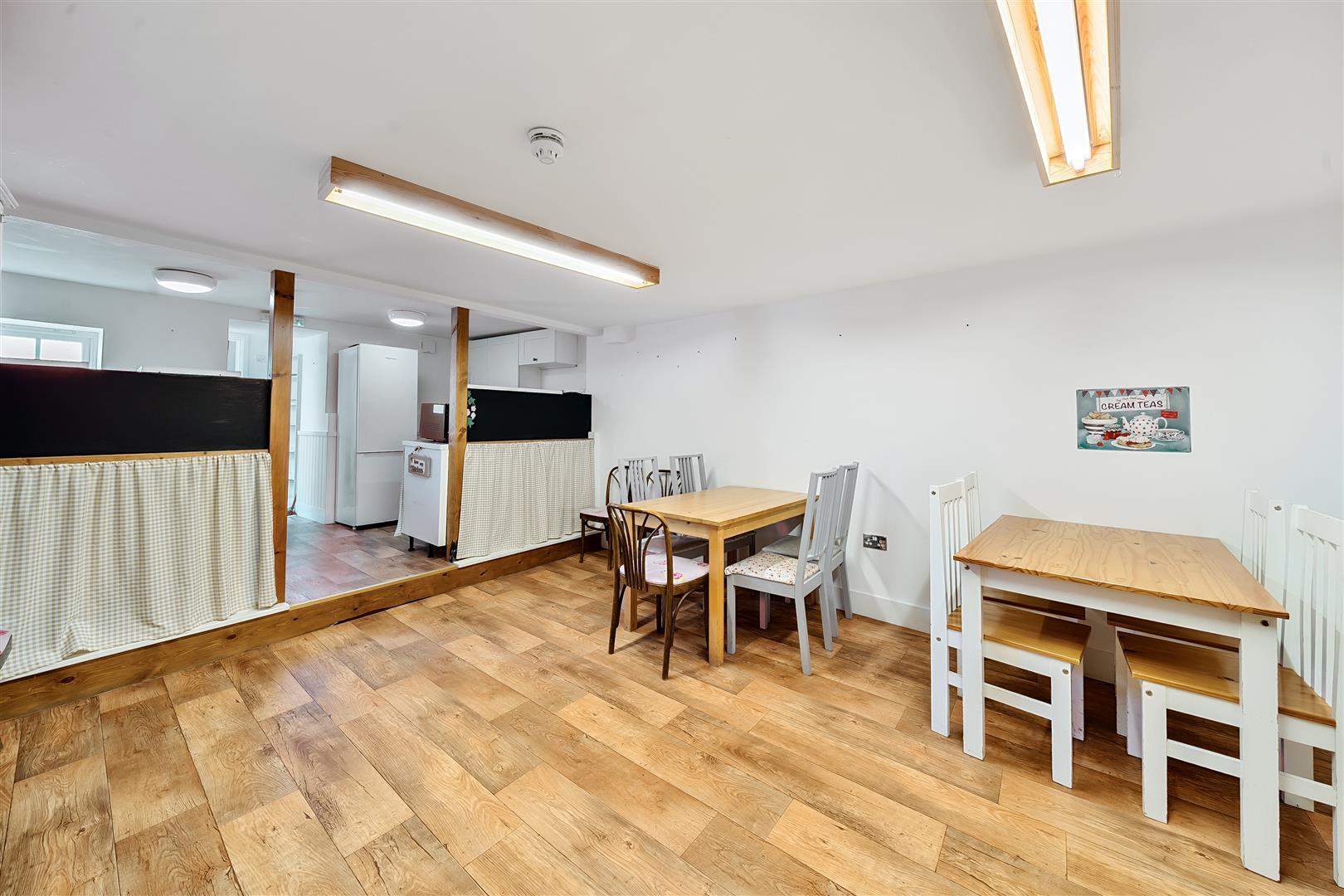 Property Image e7e18eeb-736f-48e7-bd21-10b5a55dac5e