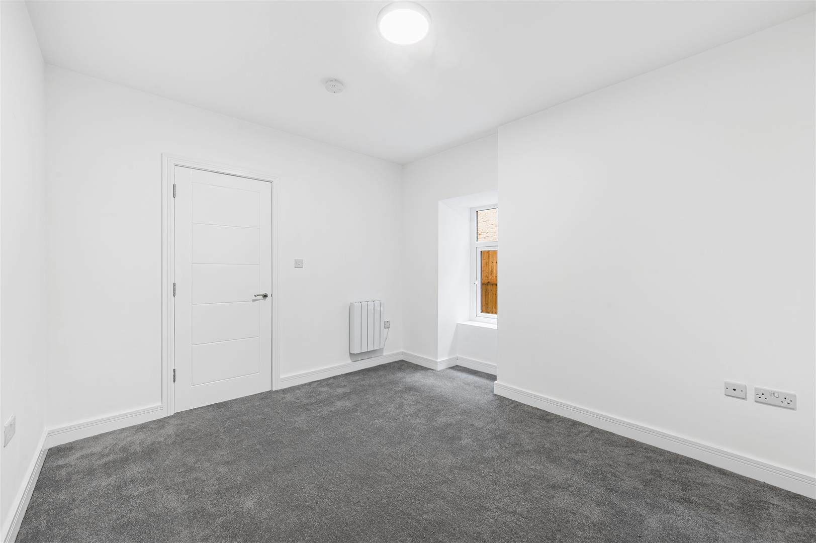 Property Image e803bbab-3ece-4212-8c73-6c4257c4942b