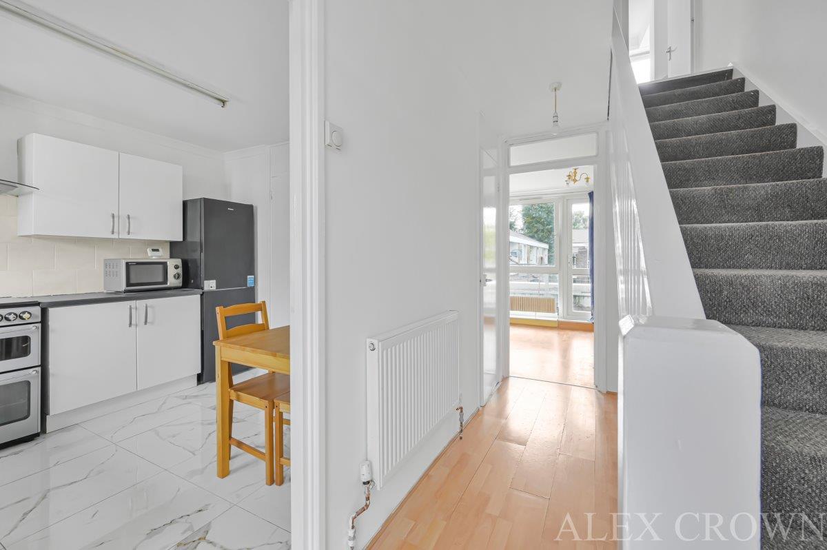 Property Image e811cc9c-48cf-4c6d-a1d6-62945ab9b583