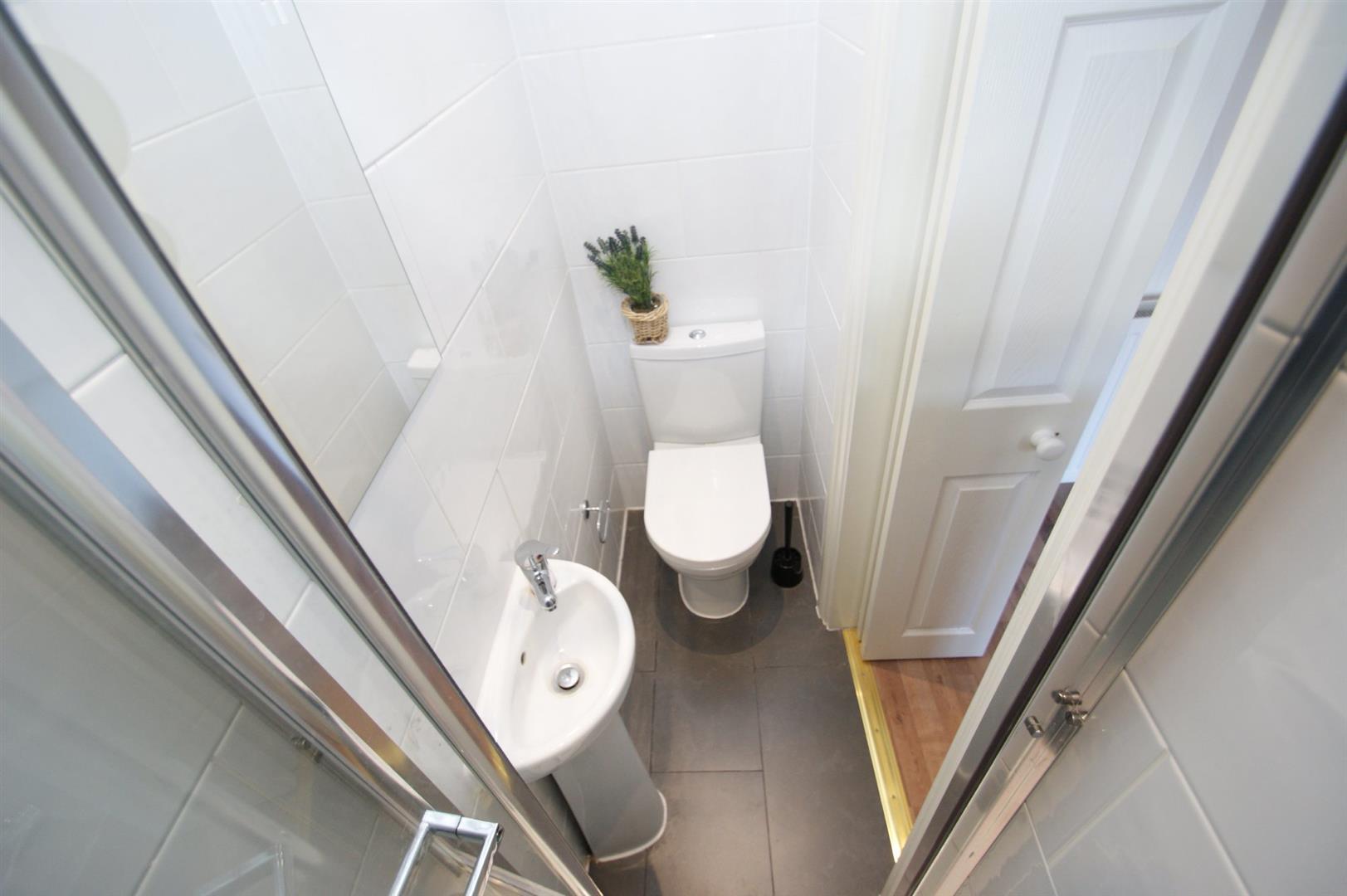 Property Image e81a9d5f-c587-4454-a277-af81bfdaede2