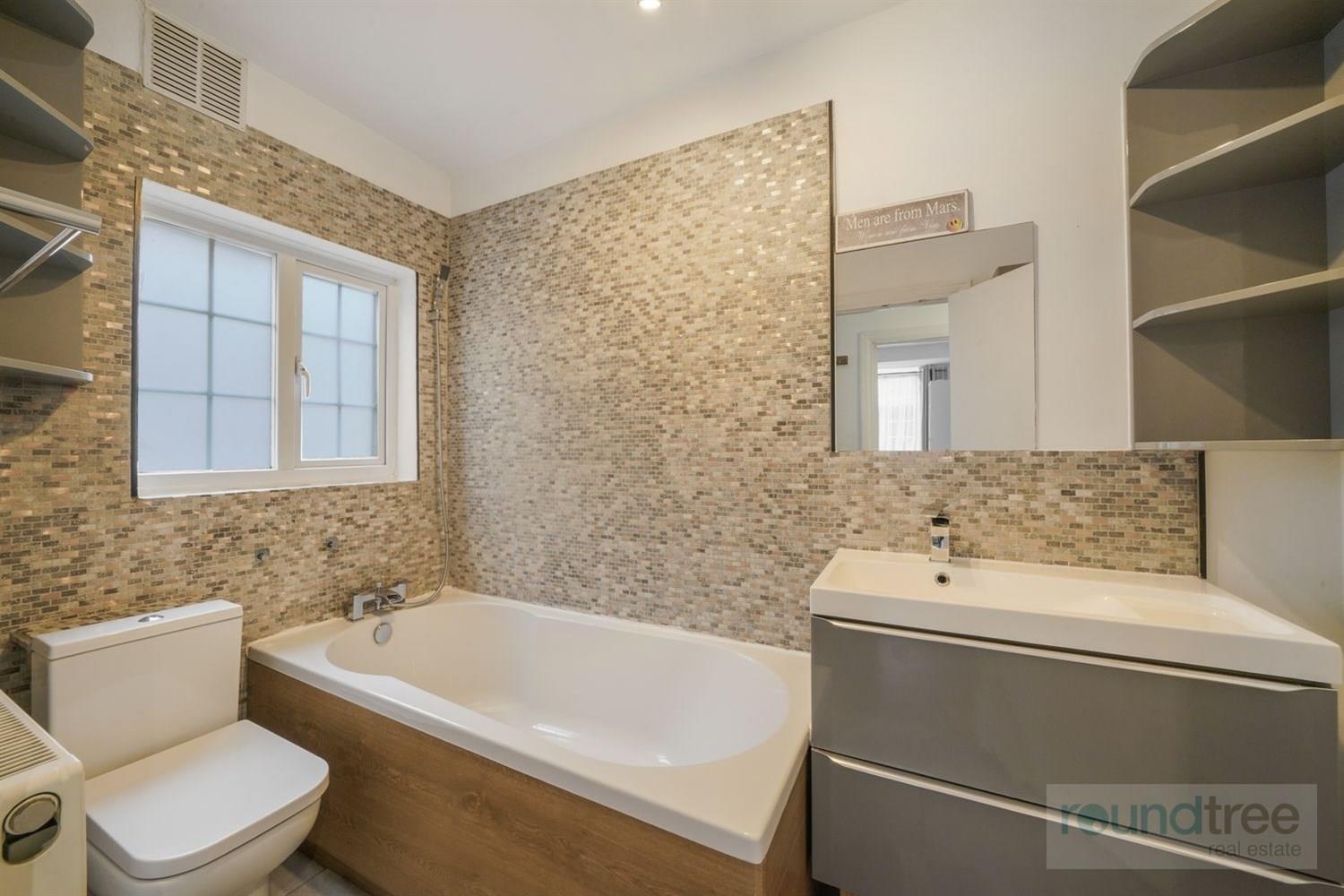 Property Image e81e9155-1500-42a6-acd2-7b1a9701fb12