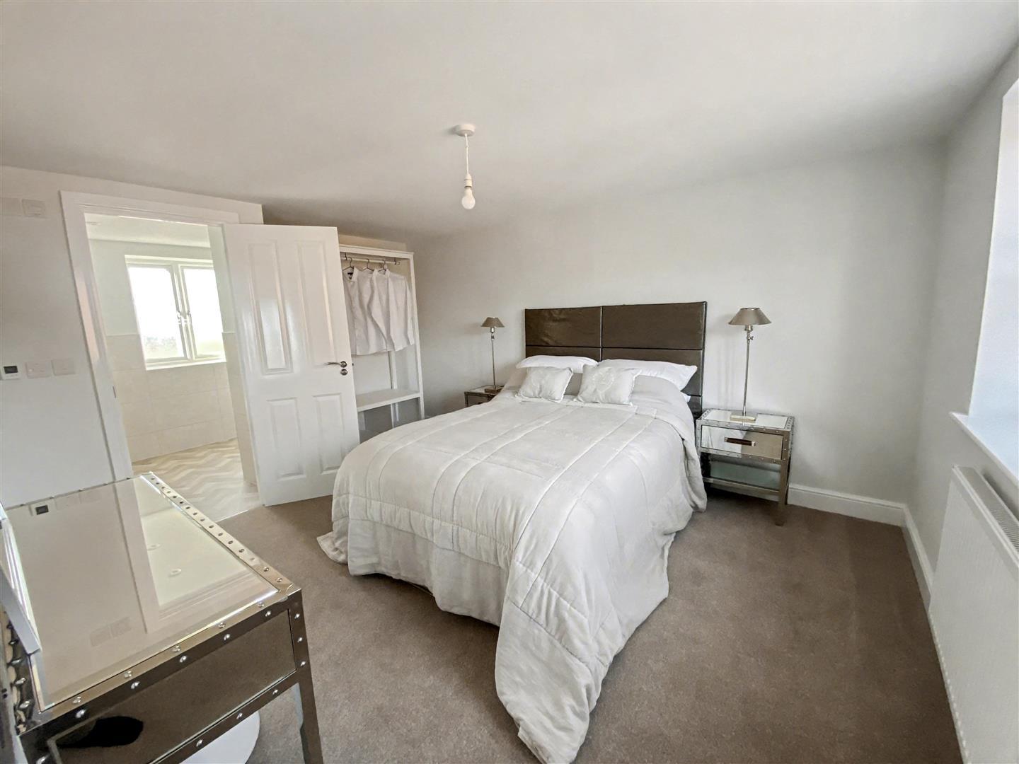 Property Image e823be52-b8de-48ef-89ec-d394d442fa21