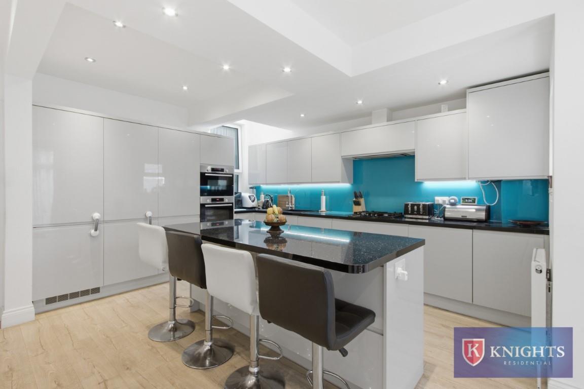 Property Image e825d080-86fb-4bd7-824f-43aae65d5933