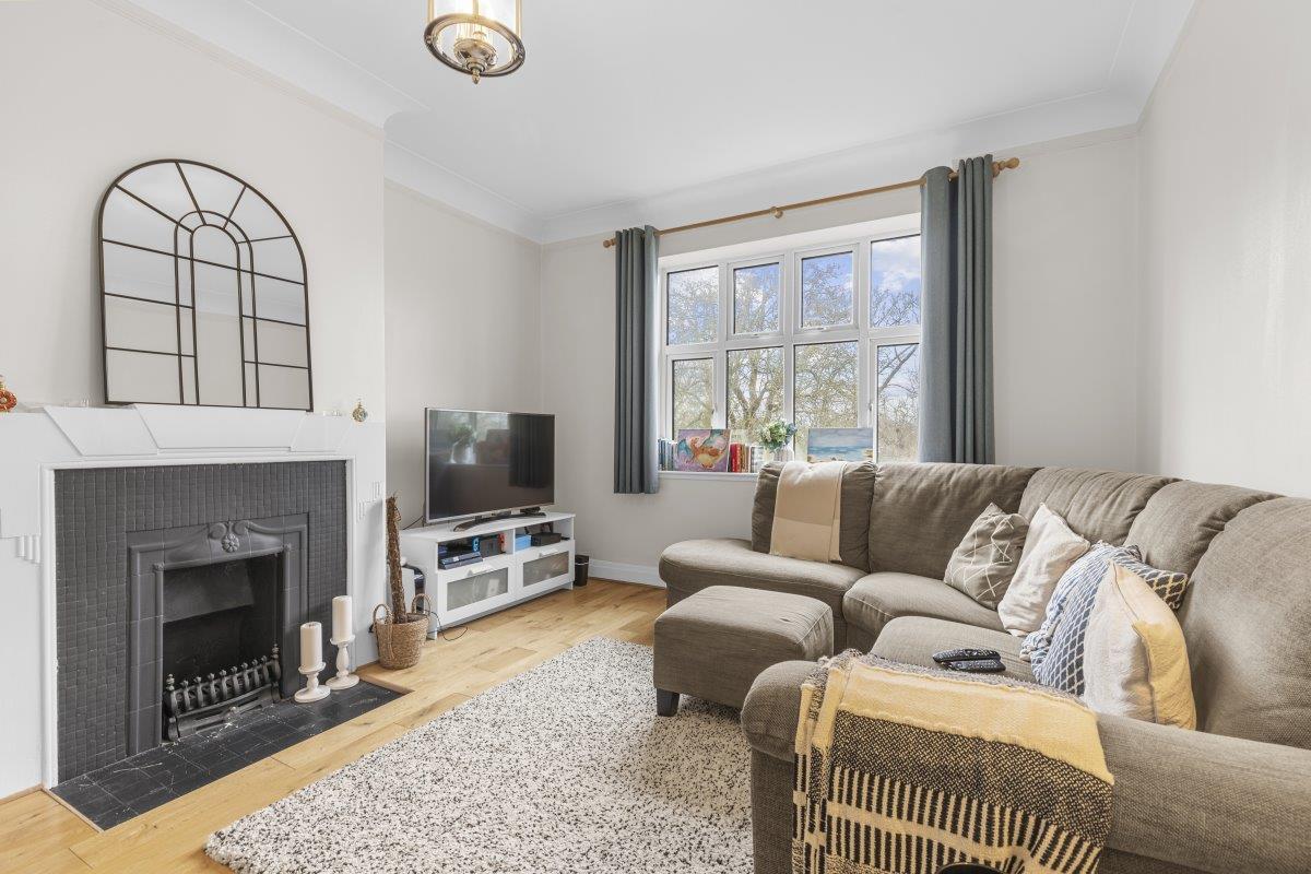 Property Image e82da230-4da5-43e4-8850-6c285901c452