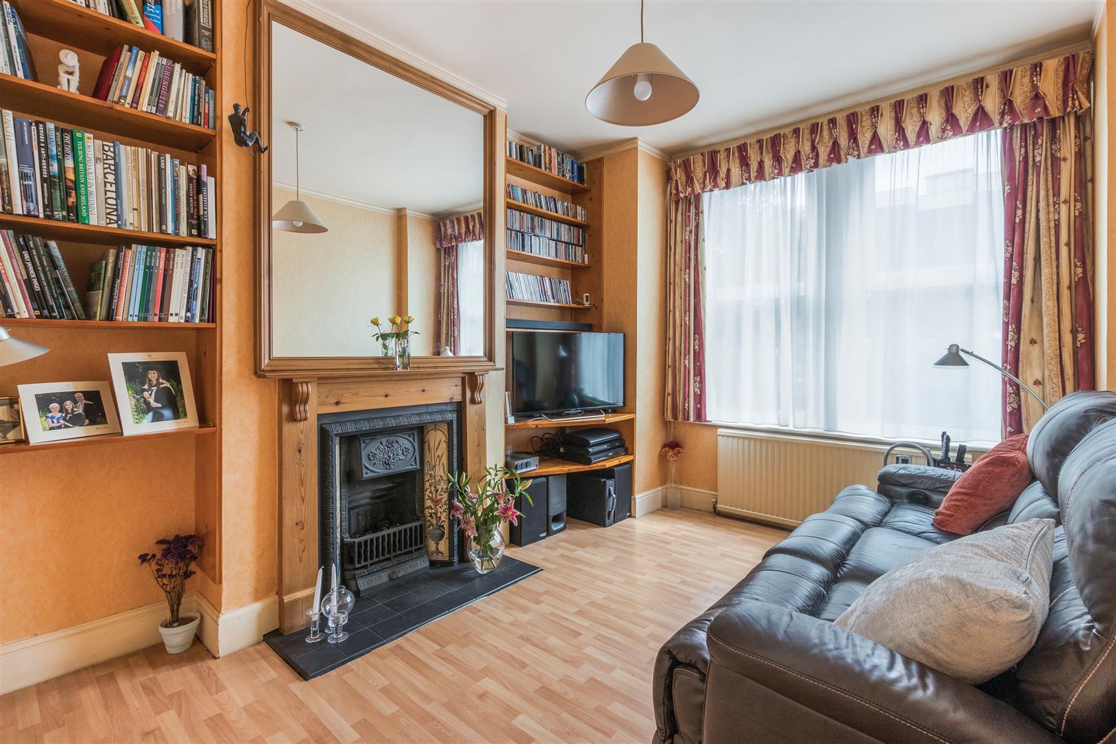 Property Image e82f541a-00ee-4718-8c59-37e1ed0cdebb