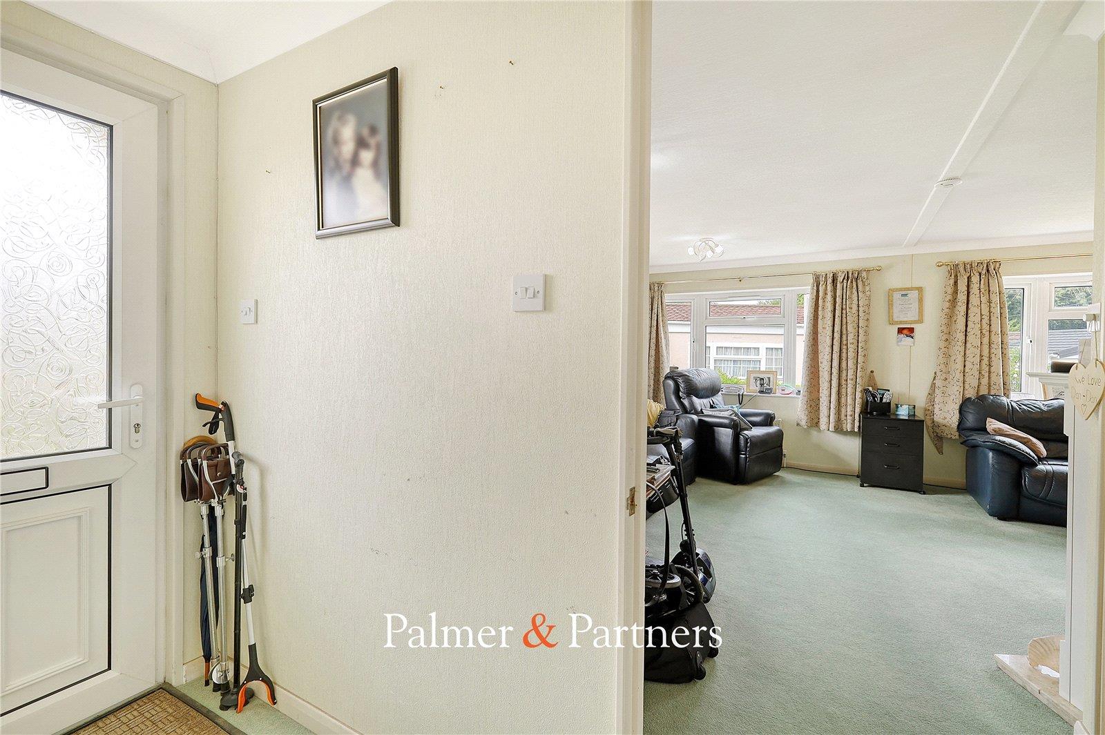 Property Image e864919c-aeb1-40e0-808c-31cdf51ea1d6