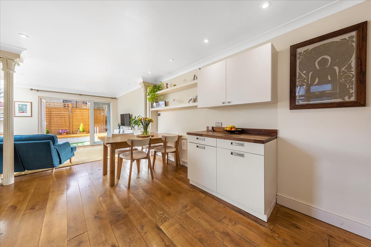 Property Image e875ee9b-7a27-43e5-9c6f-fc8696f42e8c