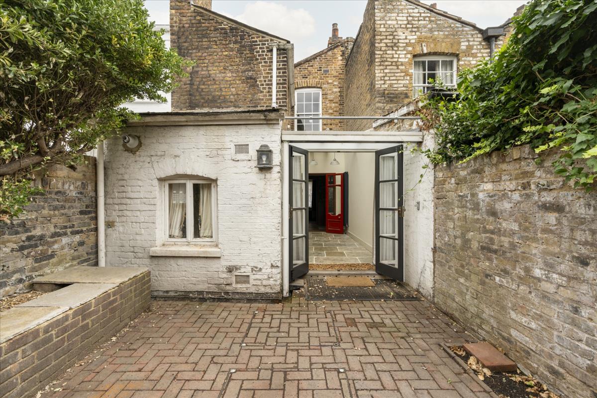 Property Image e88a8e55-cc5b-4cc8-a465-ebcf6700d4a9