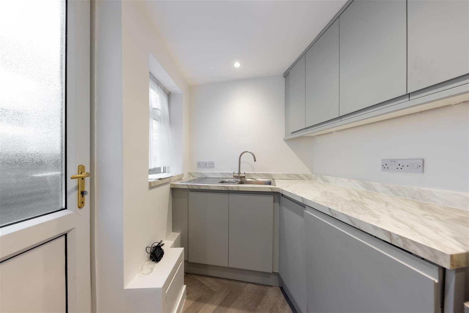 Property Image e88d7ce0-6b57-482f-9946-90f2760d8792