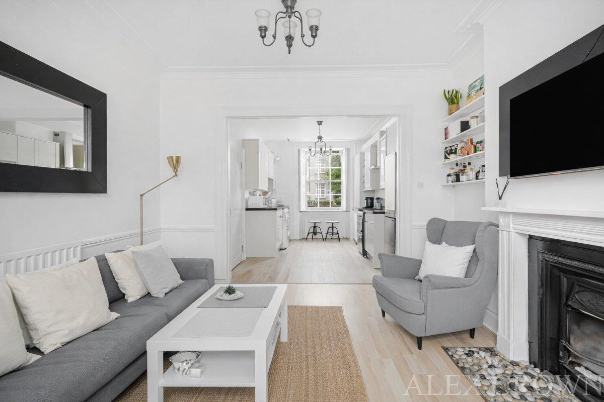 Property Image e8a04356-ebe4-4e6d-85aa-5cd8781bb14a
