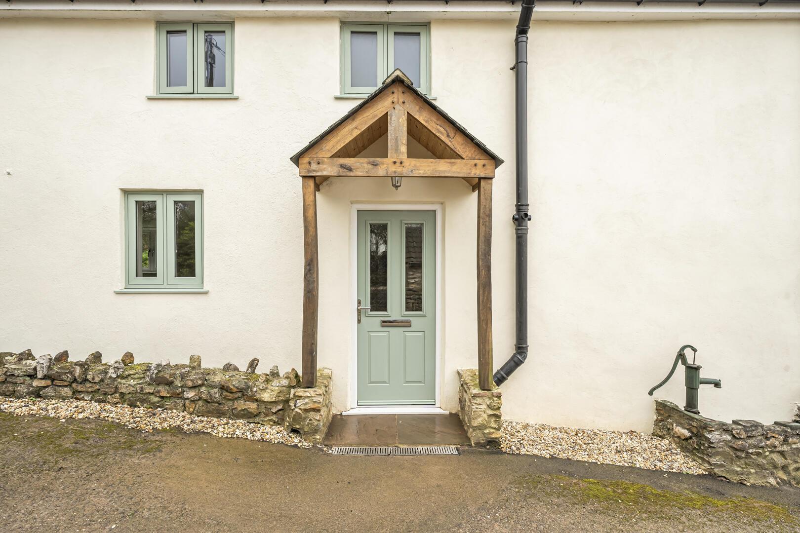 Property Image e8b069bc-7d21-4371-94dd-ab3866c8426a