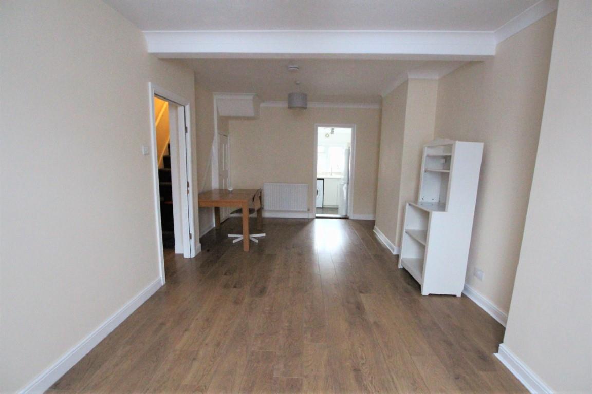 Property Image e8b08a46-51b1-4baf-9504-431097b005bc