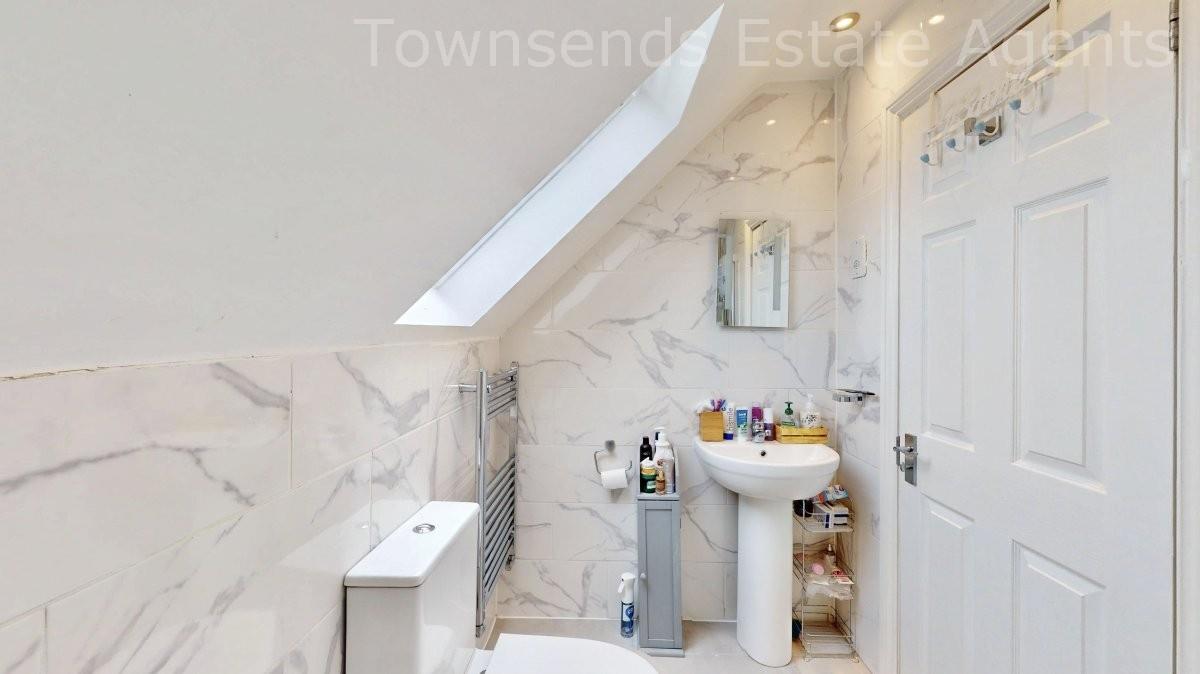 Property Image e8b5cff3-0d86-4797-89a3-2b69e8acb30c