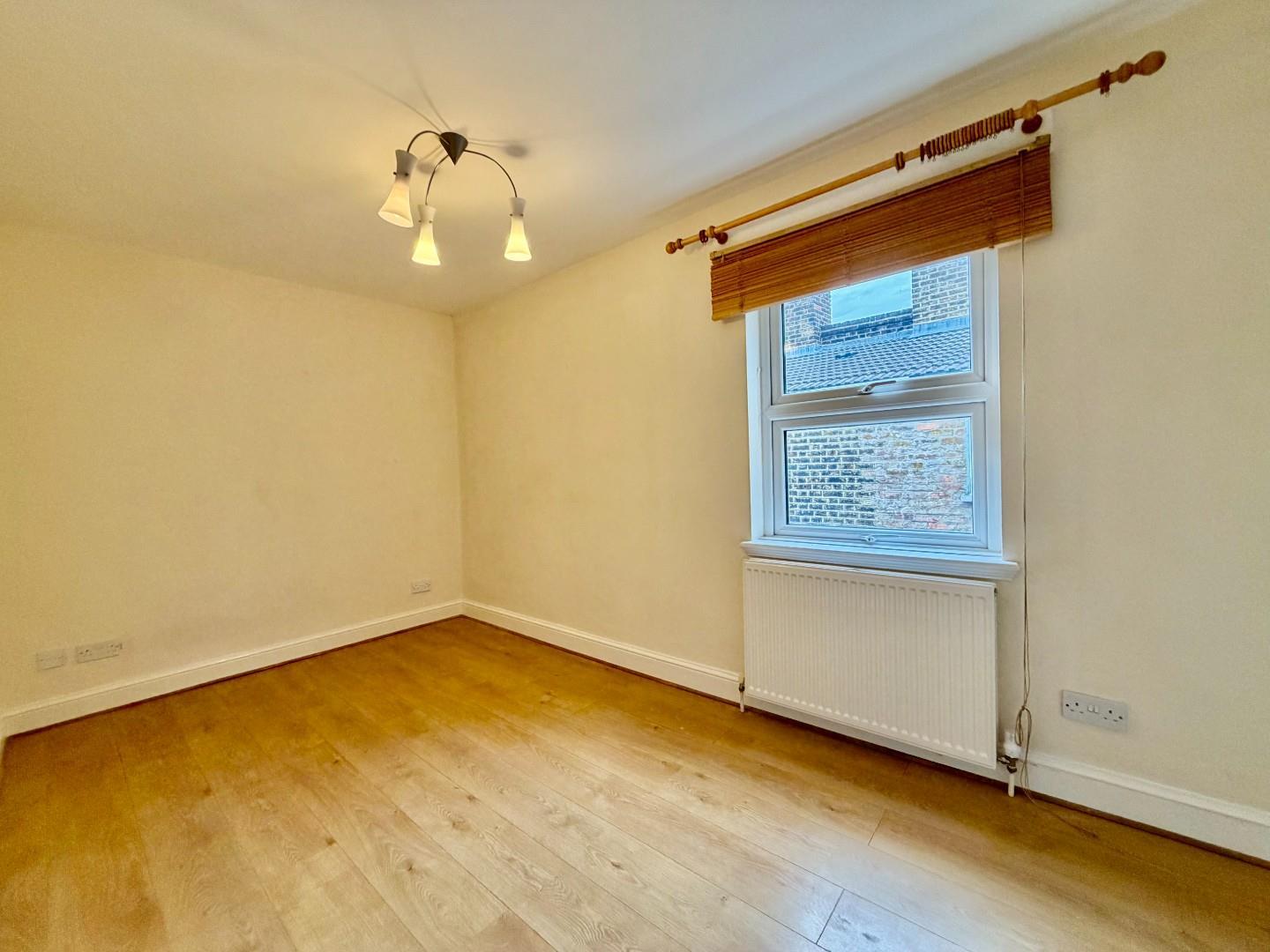 Property Image e8b94888-5550-4dad-9dcb-f19aae6c320d
