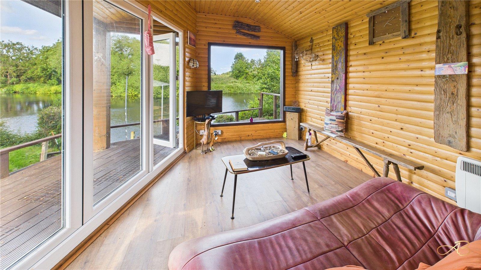 Property Image e8b98b12-a88b-451a-8f7a-7b3ee335ecaa