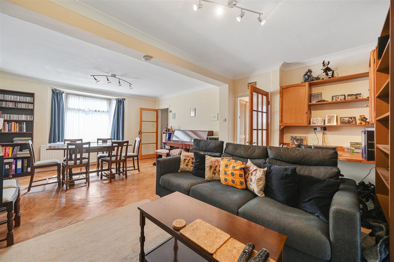 Property Image e8c15764-57e1-4936-8e6f-c65b0f380dc3