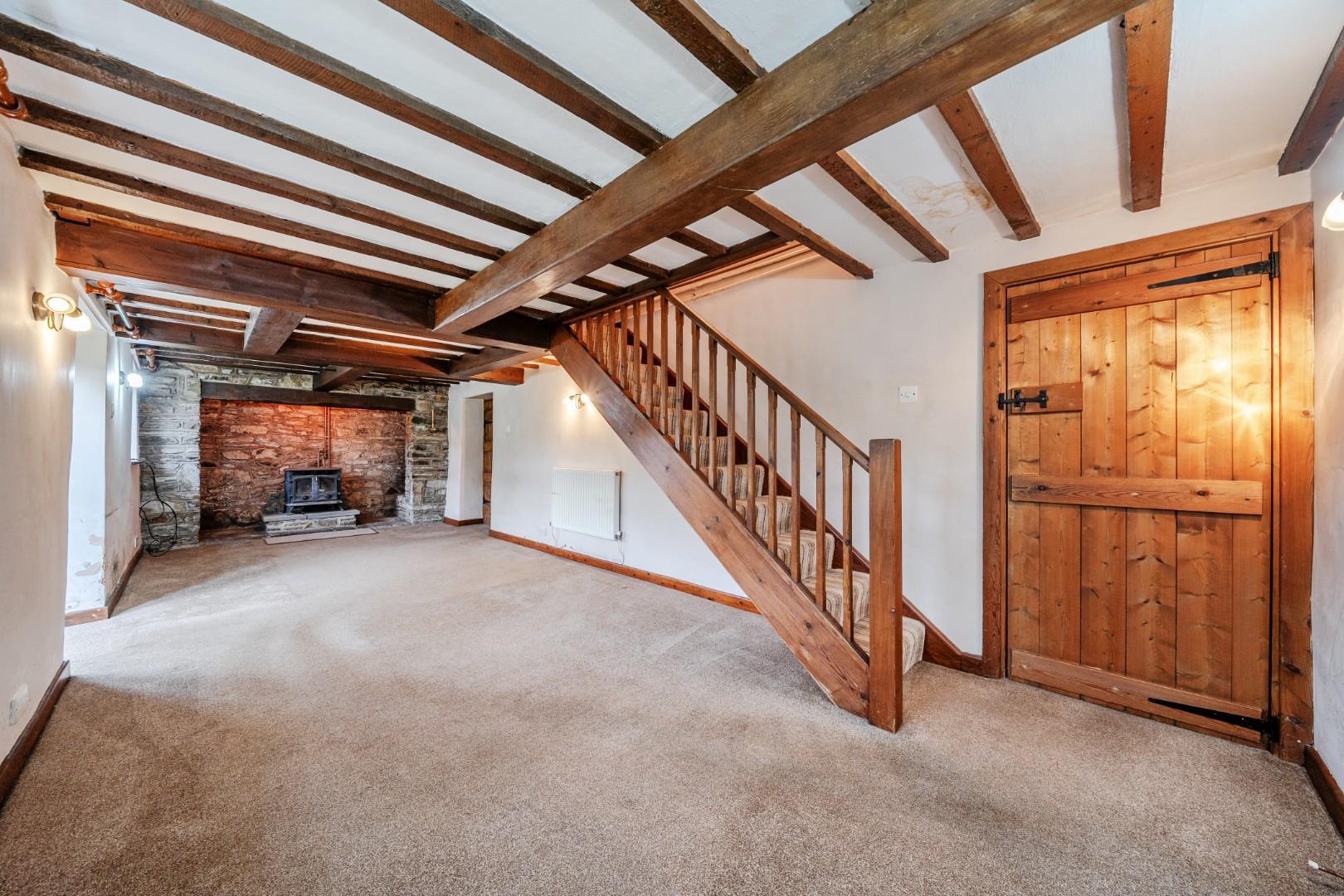 Property Image e8c2f946-5fc7-4cf1-a183-8fcb0a9e89ee