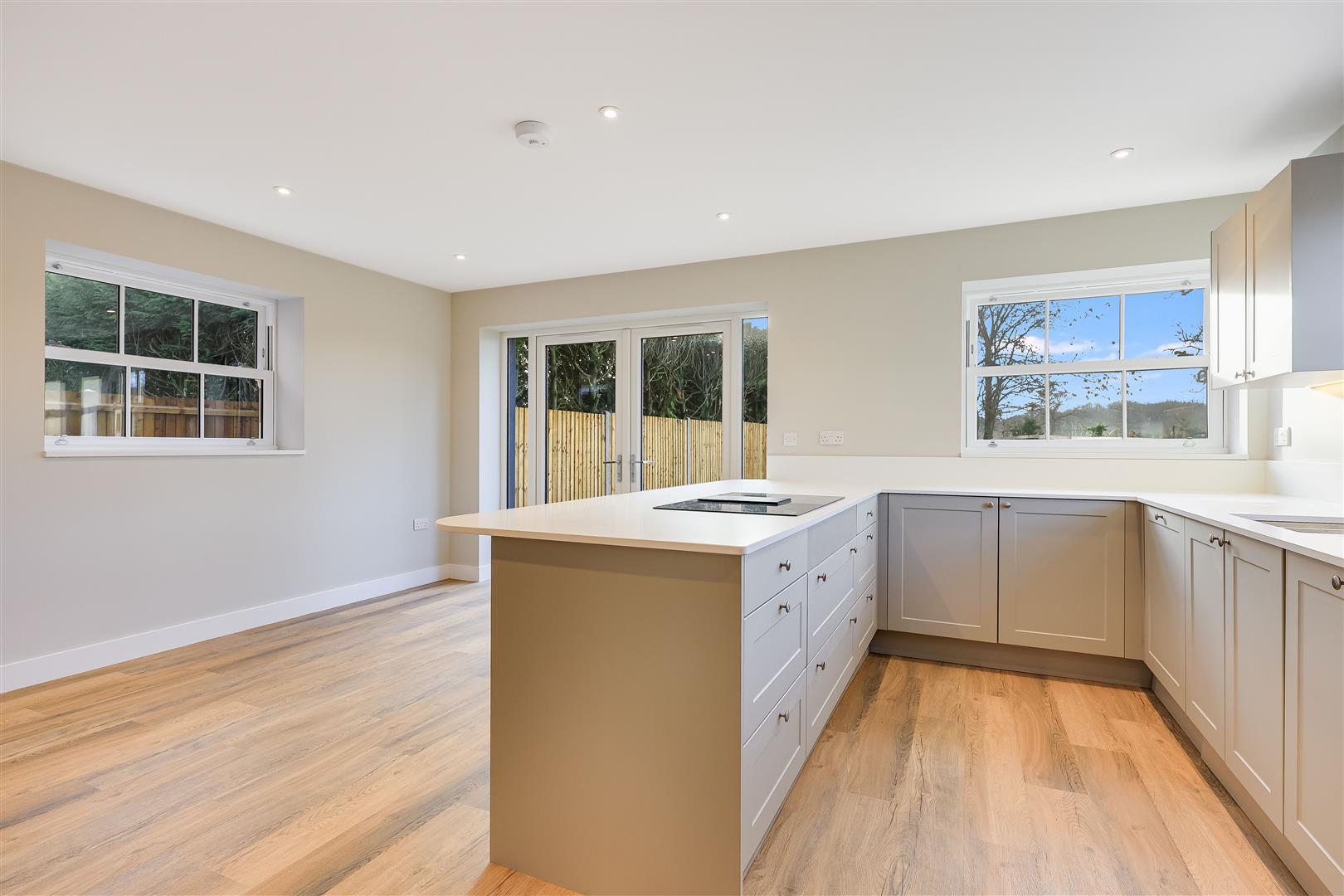 Property Image e8c6928d-5706-479c-93ac-61332e0df008