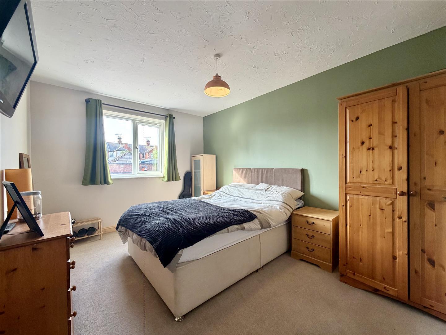 Property Image e8cc54ec-1087-45e2-971a-e6cb4cc4e8f8