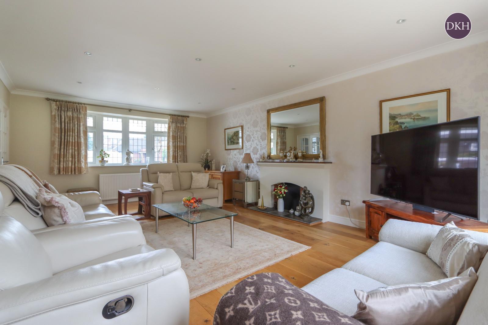Property Image e8dd7d31-8d0c-40dc-a3fd-3ec0466fc435
