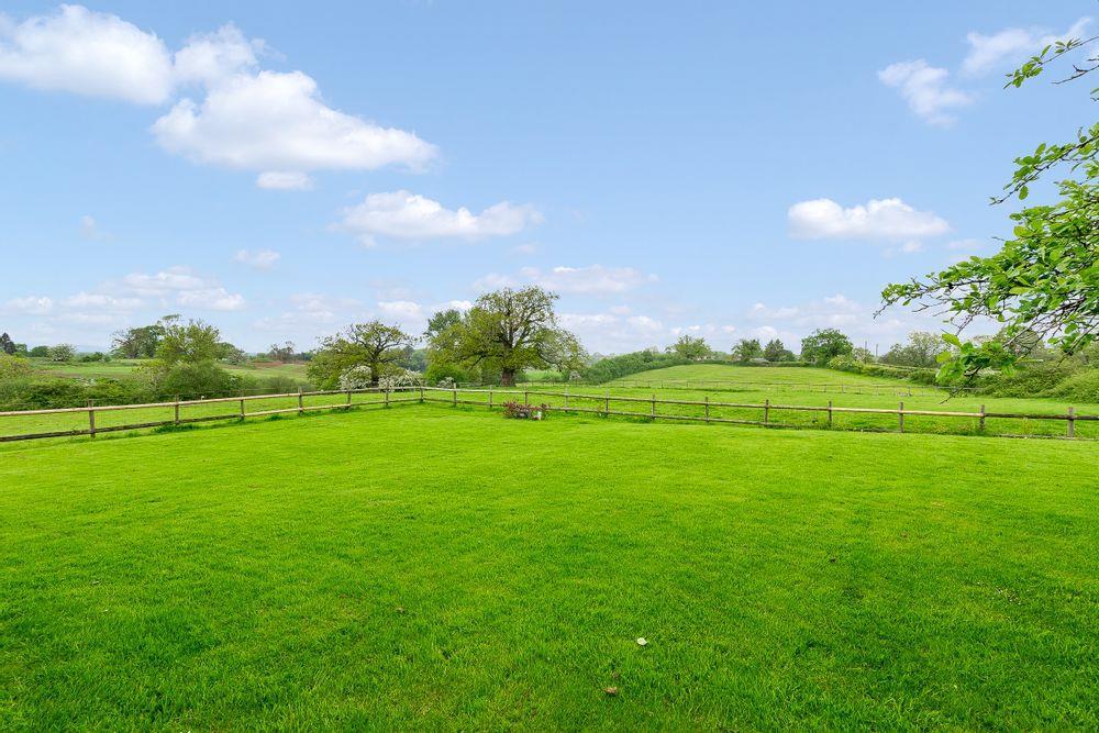 Property Image e8e24a4f-0a97-47f0-87ed-44026f788e86