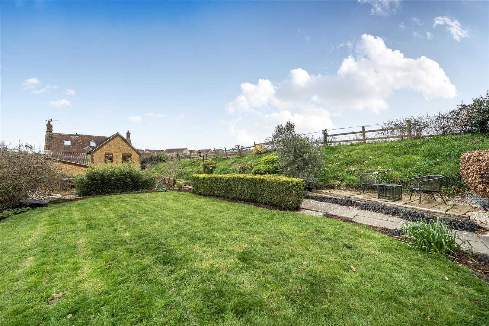 Property Image e8e69268-e200-4acd-9206-db022111420d