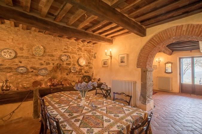 Property Image e8f33d99-af72-4d73-8ef5-c447efb34660