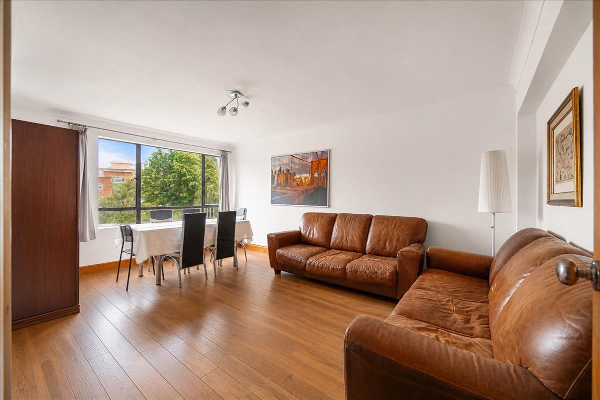 Property Image e9021783-b512-4843-81f6-d094bf2a7d56