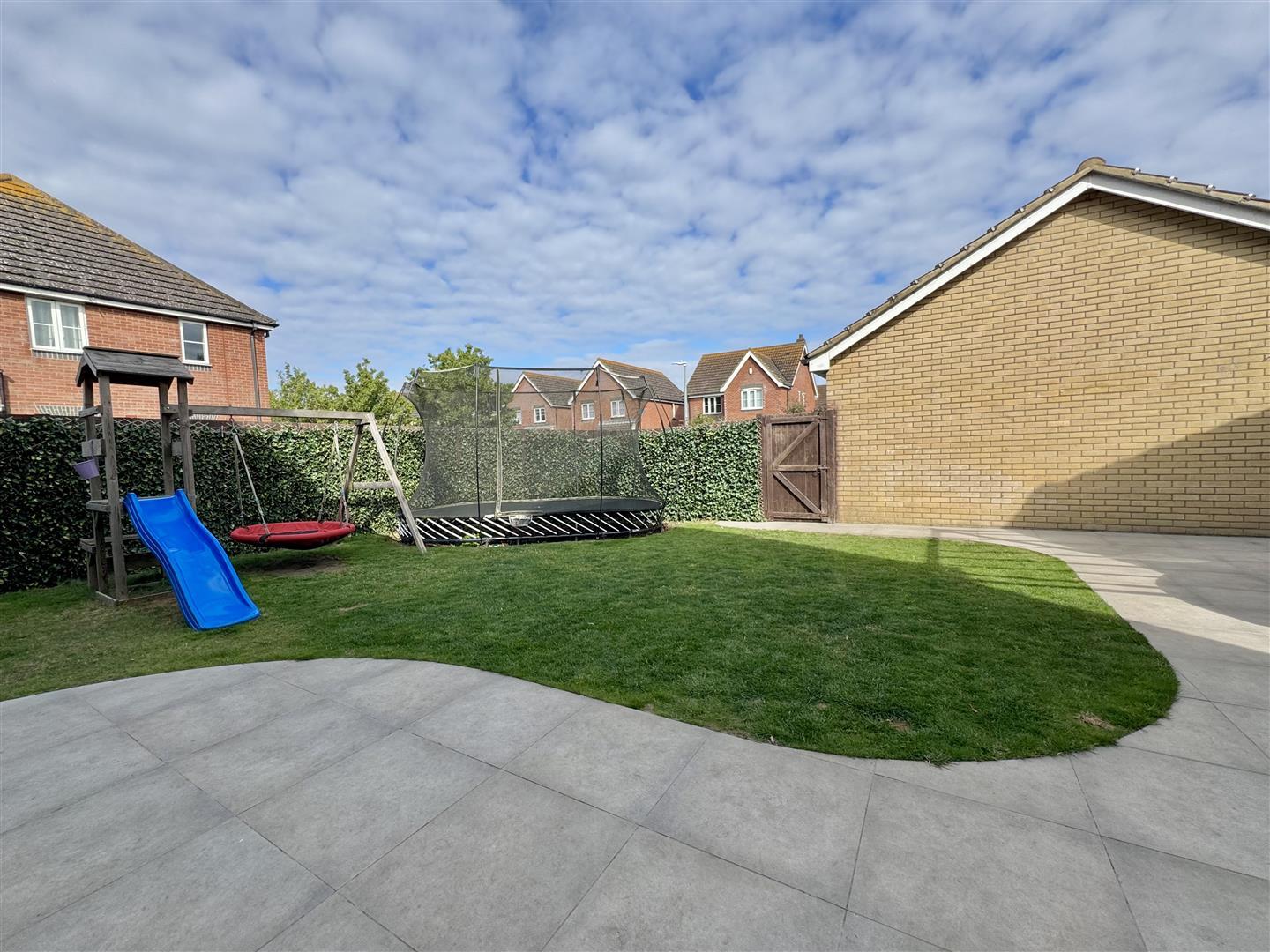 Property Image e9042488-7f24-48dc-8fb2-eb48ec59c22b