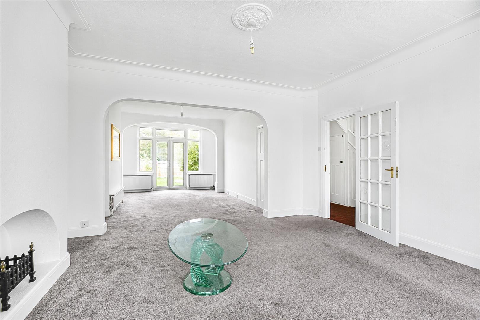 Property Image e9108c37-982c-4941-810c-8fd54f758433