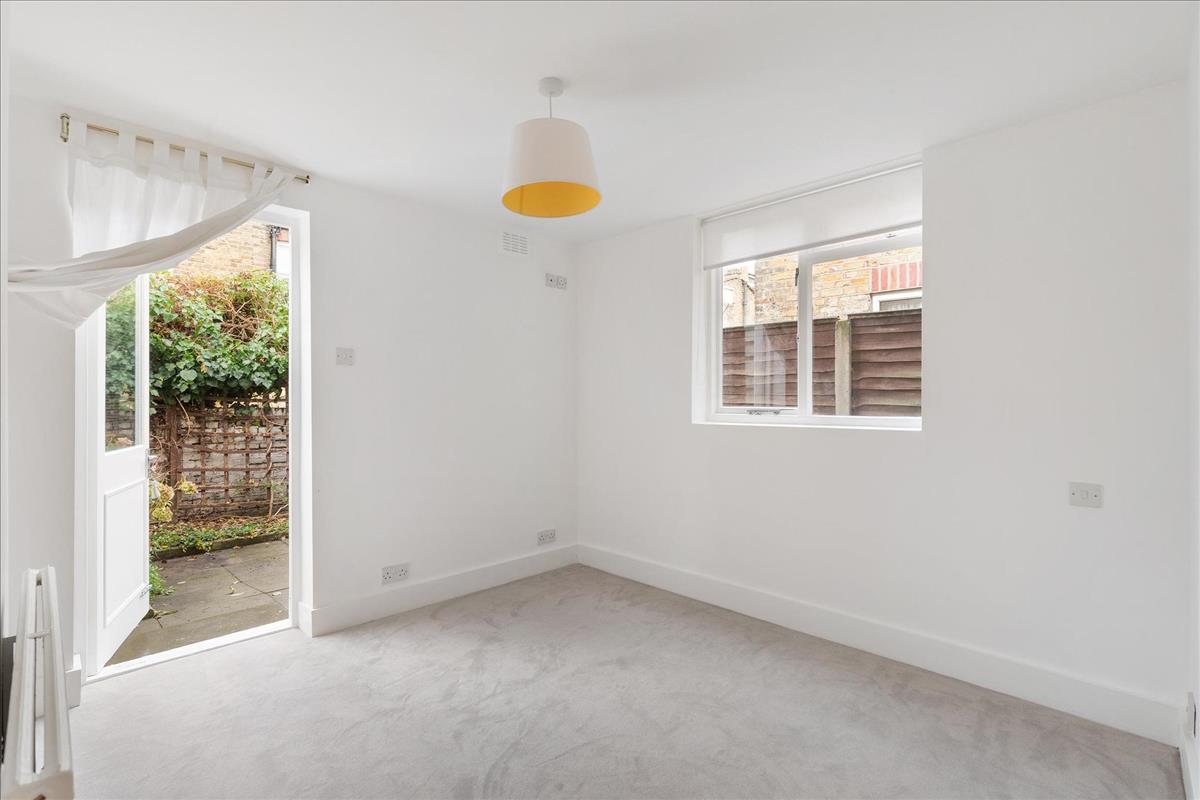 Property Image e9195843-0528-4a6a-a326-6e2d7eac5d8e