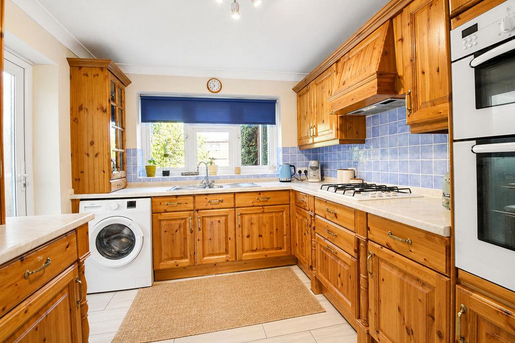 Property Image e91c94b3-9a6b-419c-9392-58c15f16e42b