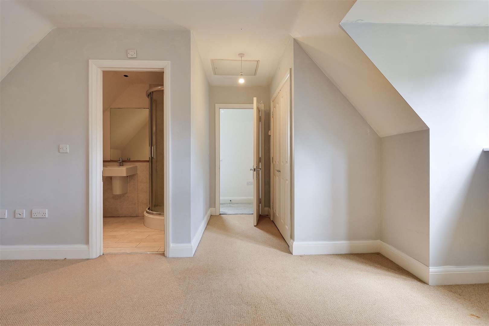 Property Image e91ec821-f8b7-4efa-9f6b-54181e53f0ee