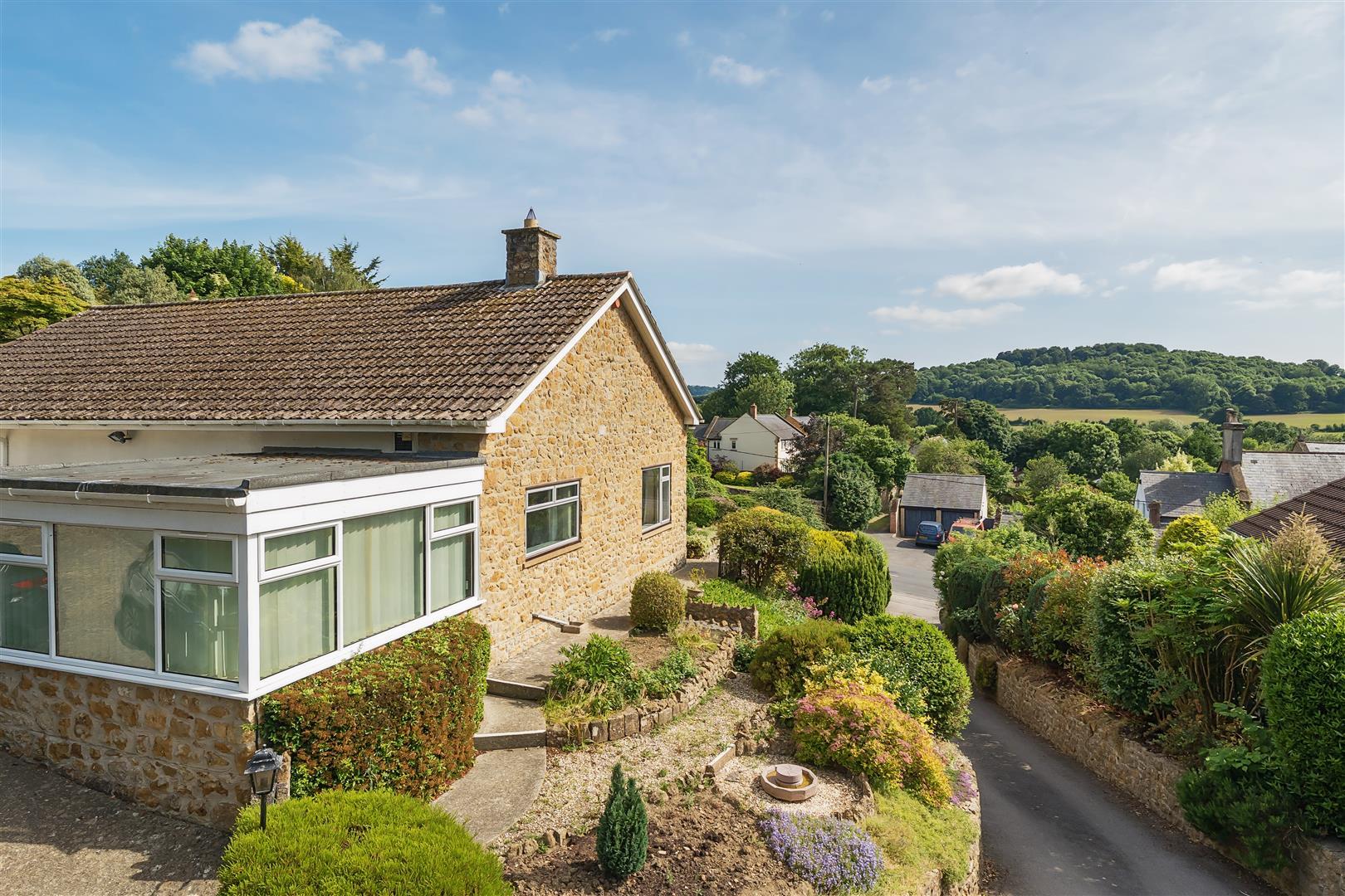Property Image e91fac2c-5407-4598-b272-51de89cd1013