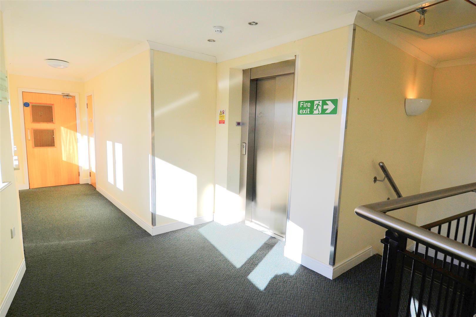 Property Image e92714e9-d012-46d9-a39a-96c9cd7e4de0