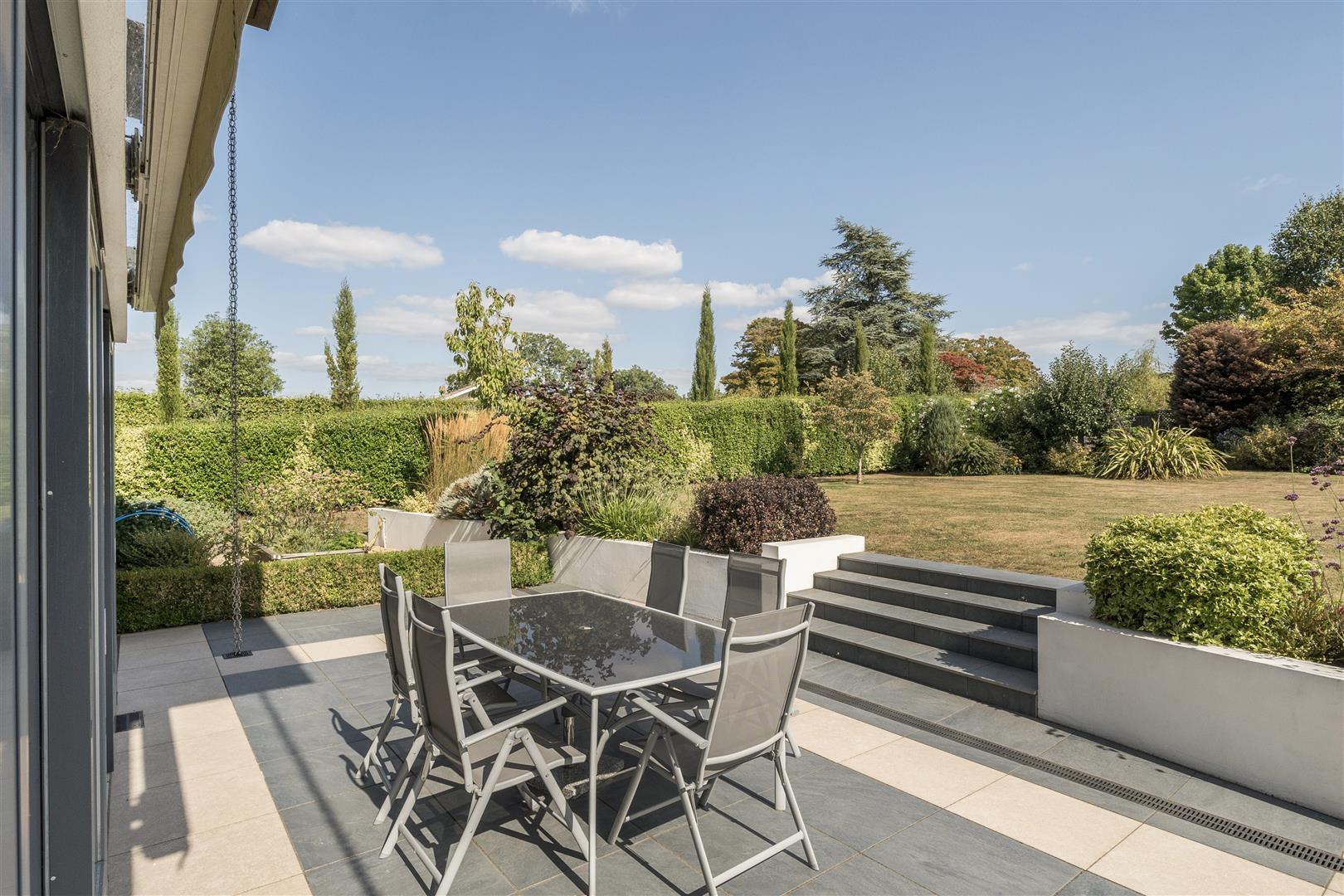 Property Image e92af8f8-7f83-4fe5-87b9-35e7d8e231b7