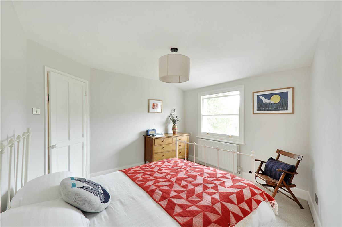 Property Image e92e6622-bab5-45e1-8ef4-84e11d0249ef